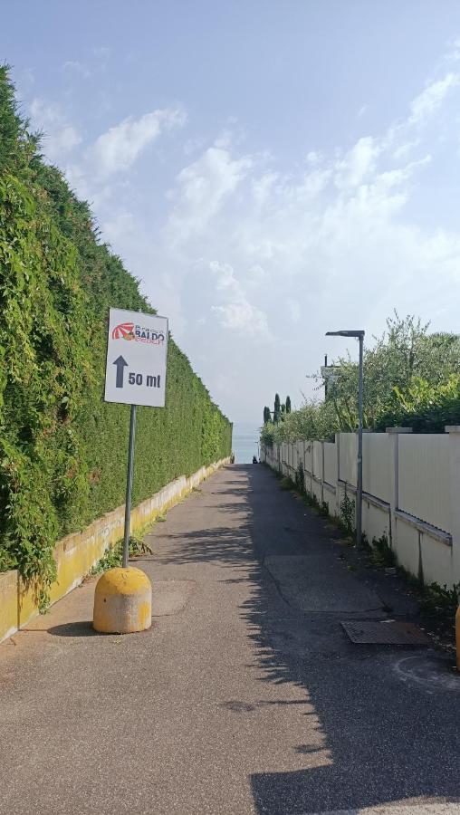 Residence Pool Peschiera Del Garda Exterior foto